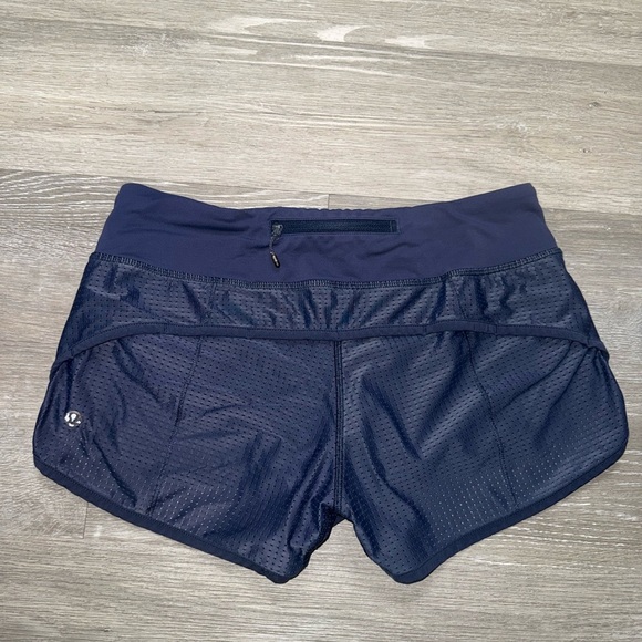 Lululemon speed up mesh limited edition shorts size 6 - Picture 5 of 8